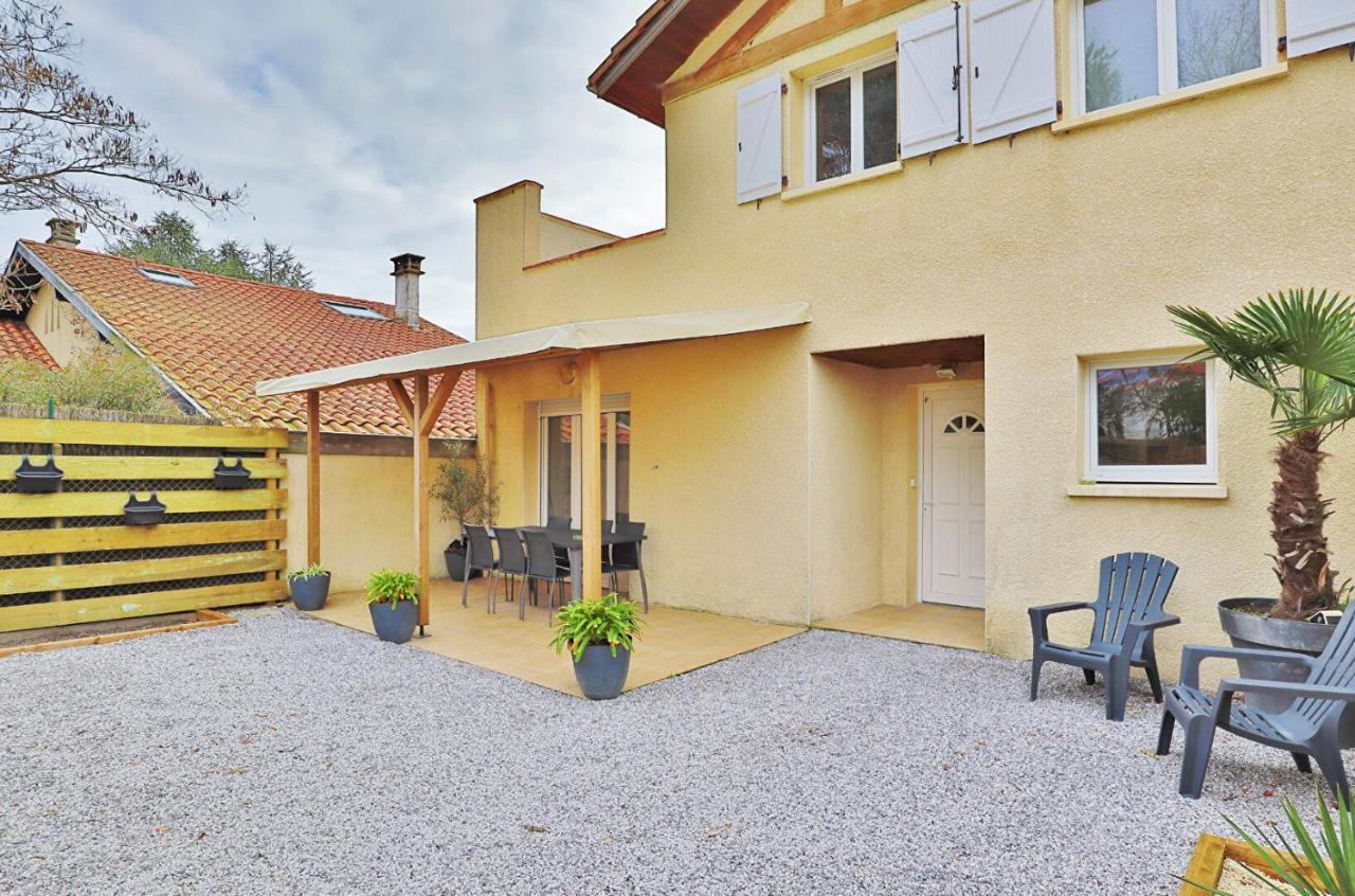 Charmante Maison De Ville Léon Εξωτερικό φωτογραφία