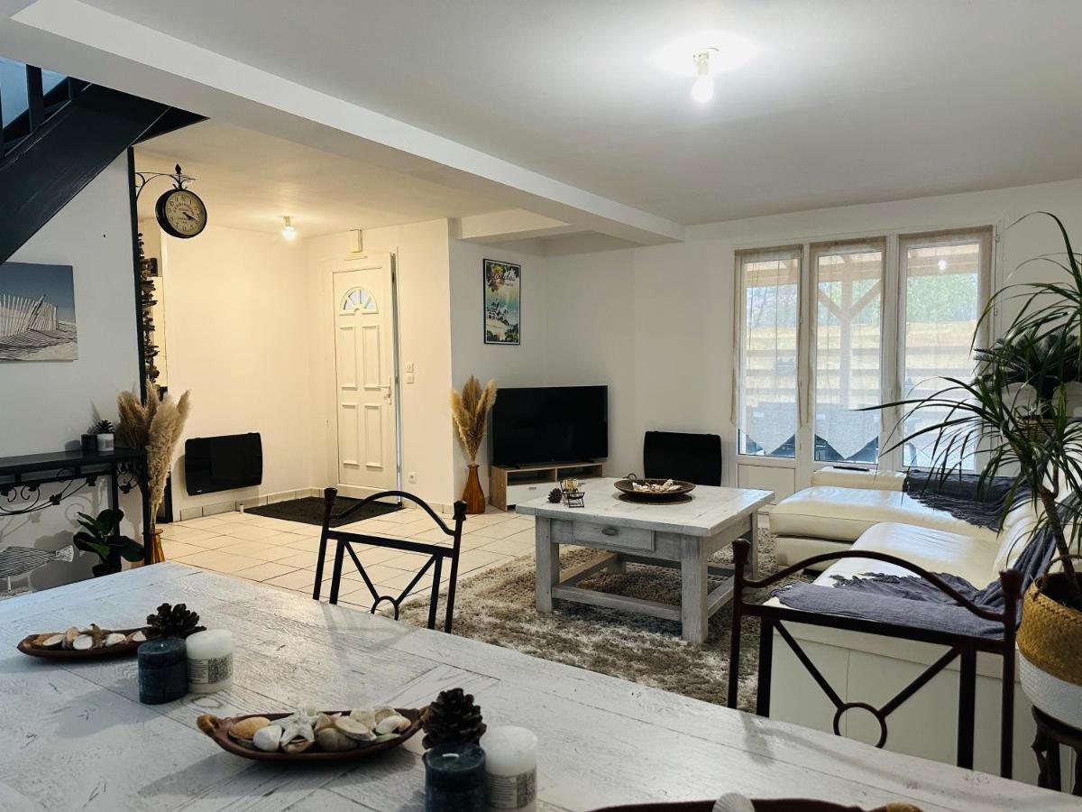 Charmante Maison De Ville Léon Εξωτερικό φωτογραφία